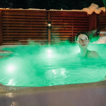 Pyhae Igloos Пухатунтури